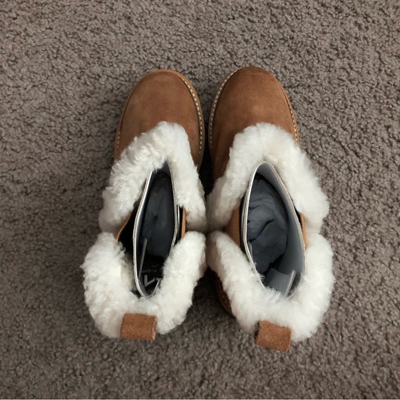 MARC FISHER LTD Iggie Lug Sole Chelsea Boot - Picture 9 of 10